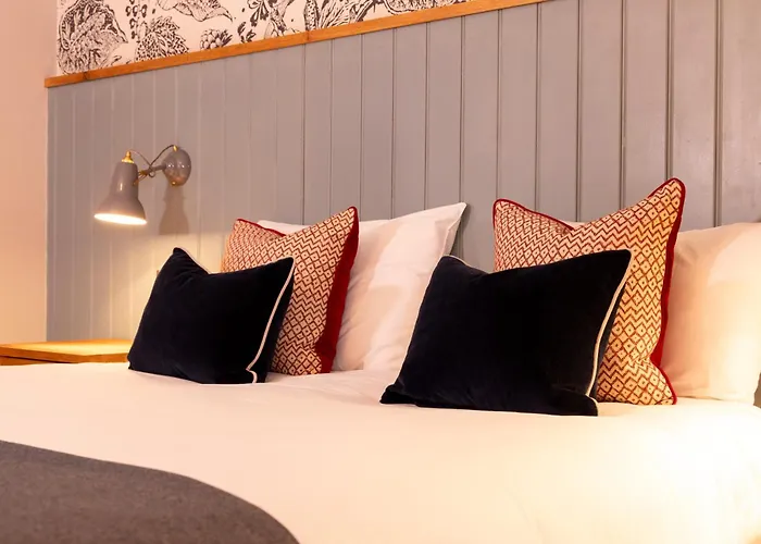 Cheap Hotels in Solihull