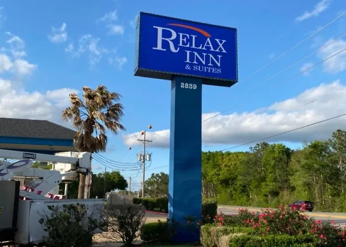 Cheap Hotels in Angleton