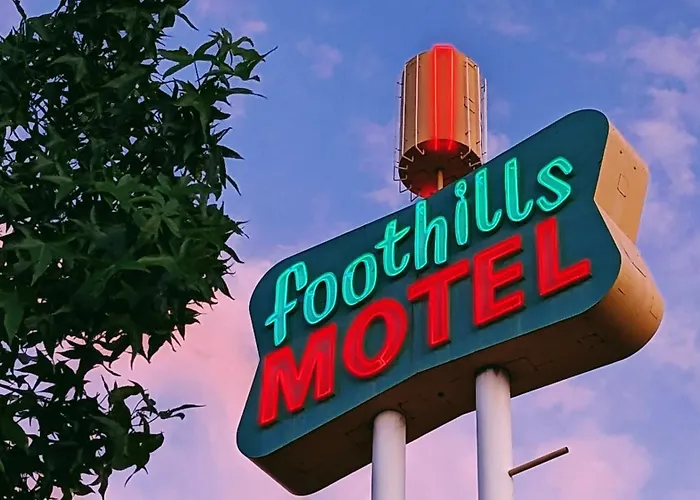 Motels in Garden Valley