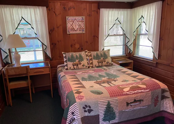 Motels in Carroll