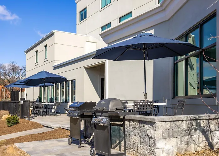 Cheap Hotels in Leesburg