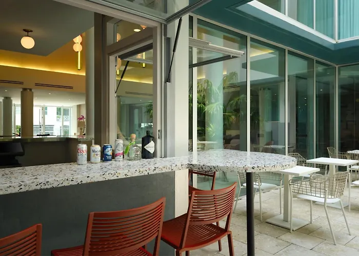 Cheap Hotels in Surfside