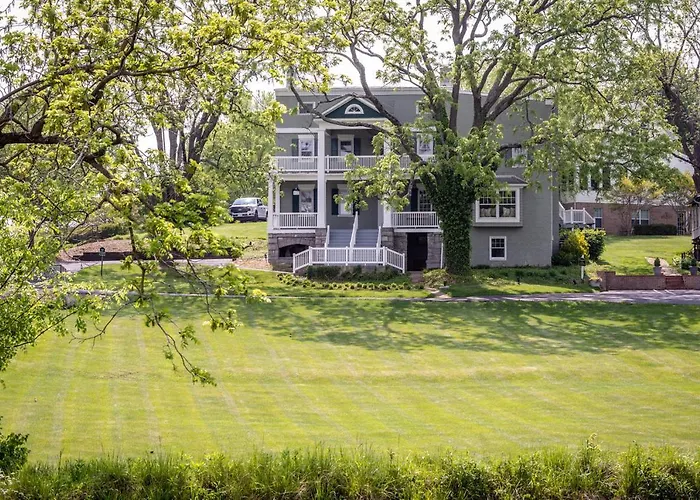 Guest Houses in Charlottesville