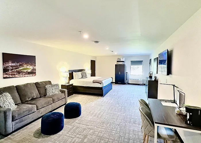 Cheap Hotels in Sandusky