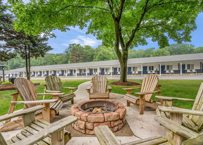 Motels in Grandville