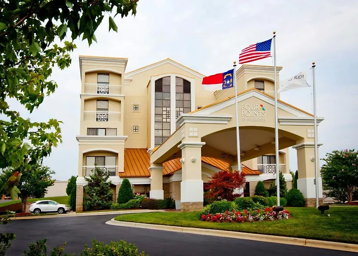 Cheap Hotels in Pineville