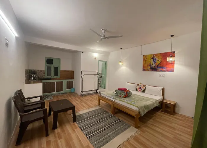 Hostels in Dharamshala