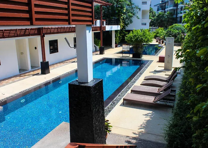Billig Overnatning i Surin Beach (Phuket)