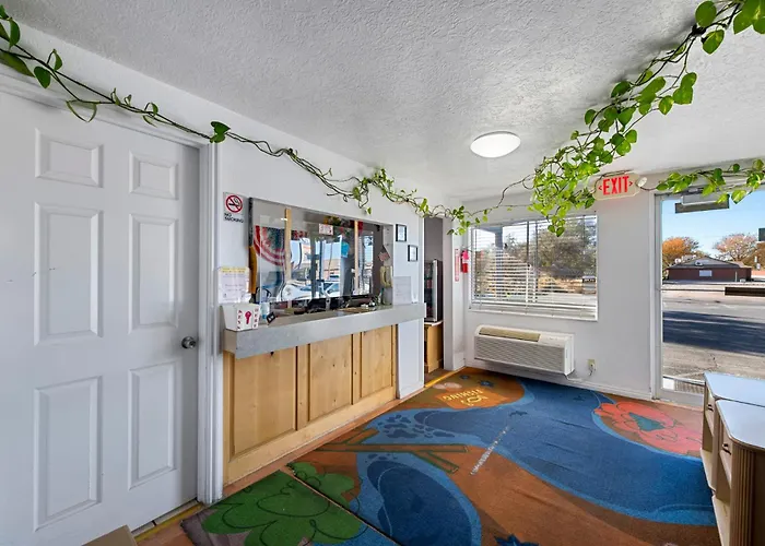 Motels in Fillmore