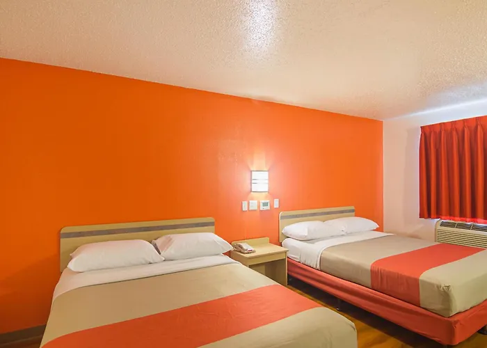 Cheap Hotels in Porterville