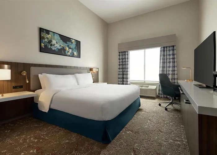 Cheap Hotels in Riverhead