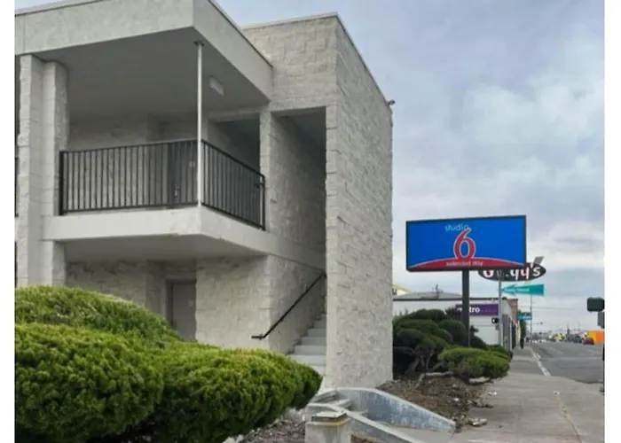 Cheap Hotels in Pasco
