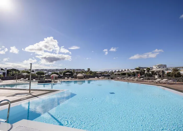 Cheap Hotels in Playa Blanca (Lanzarote)