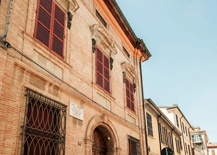 Cheap Hotels in Forli
