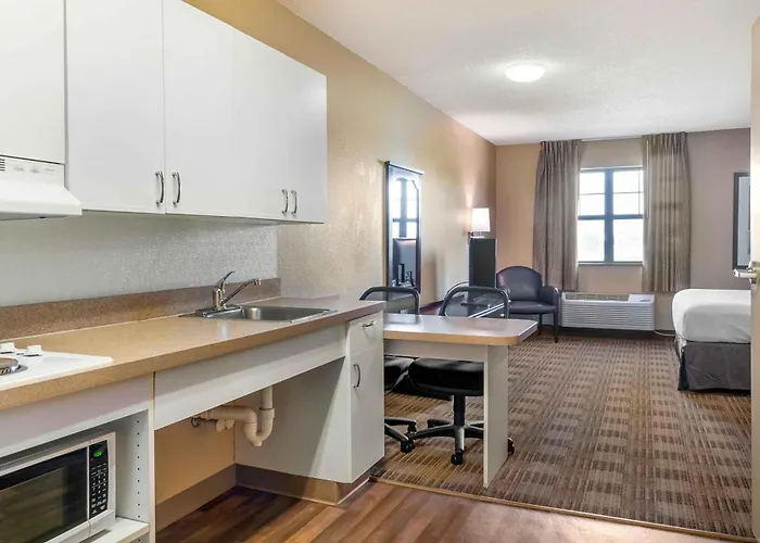 Cheap Hotels in Holland