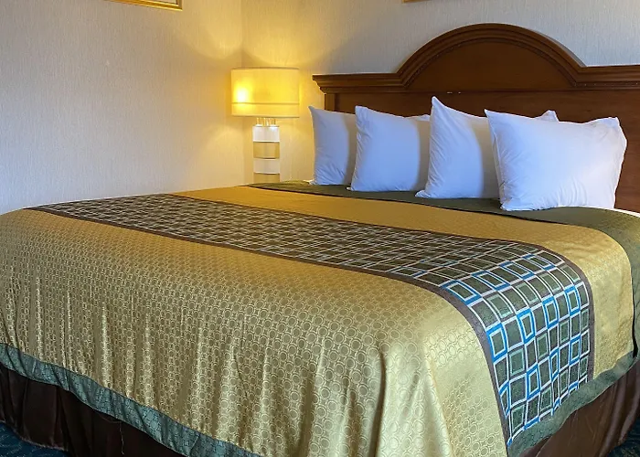Motels in Bonner Springs