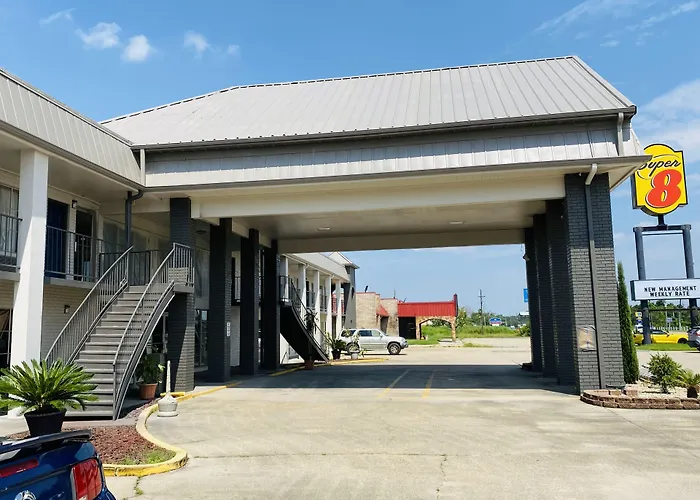Motels in Opelousas