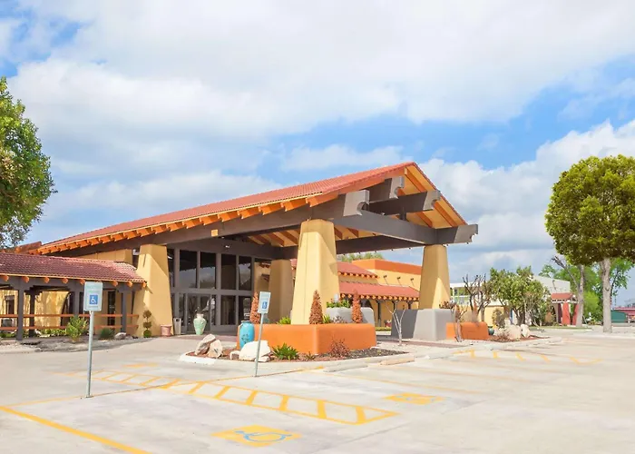Cheap Hotels in Uvalde