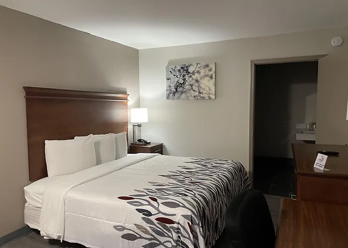 Cheap Hotels in LaGrange