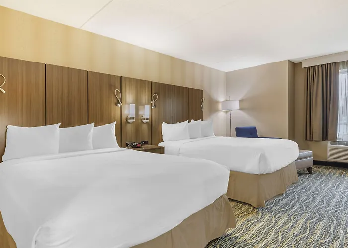 Cheap Hotels in Woburn