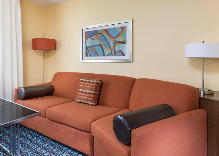 Cheap Hotels in Lee's Summit