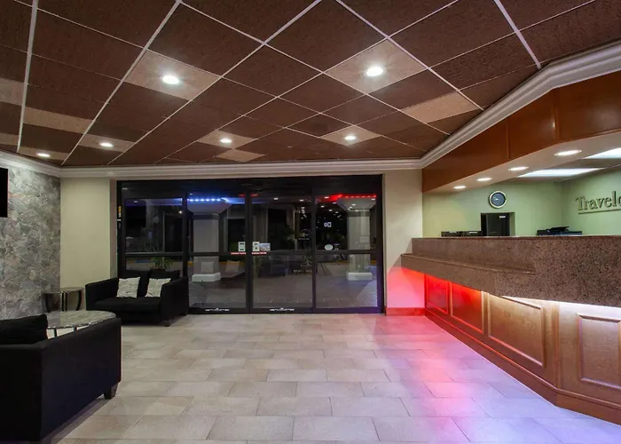 Cheap Hotels in Deltona