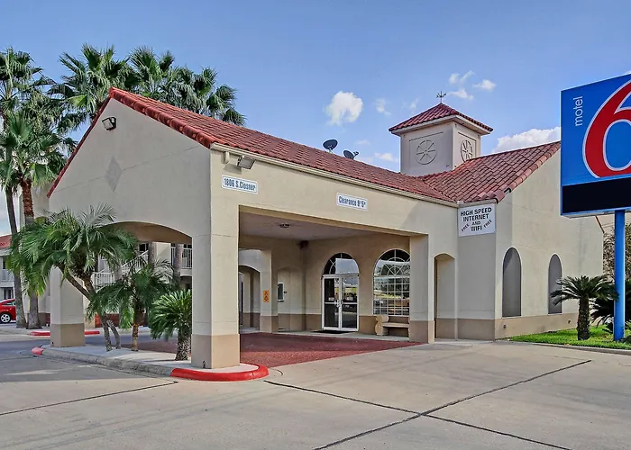 Cheap Hotels in Edinburg