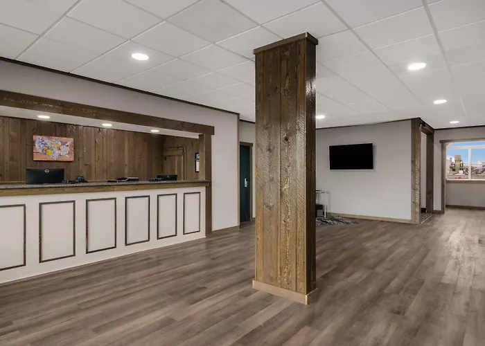 Cheap Hotels in Scottsbluff