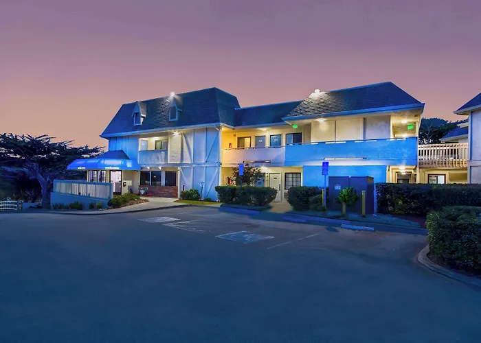 Cheap Hotels in Marina