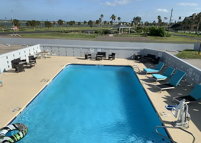 Motels in Ingleside