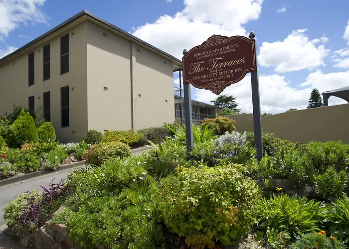 Motels in Singleton