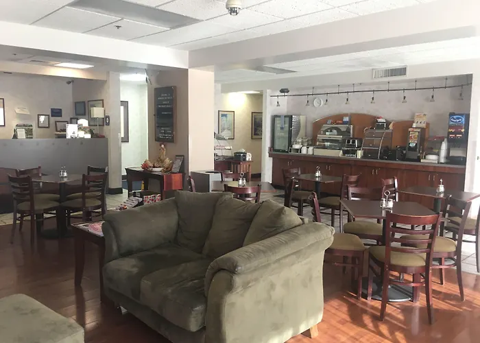 Motels in Erwin