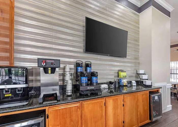 Cheap Hotels in Brenham