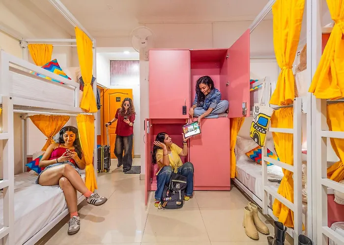 Hostels in Dharamshala