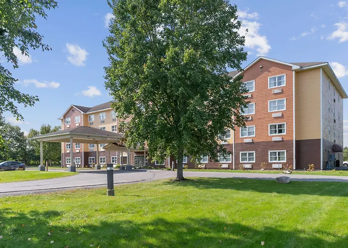 Cheap Hotels in Saco