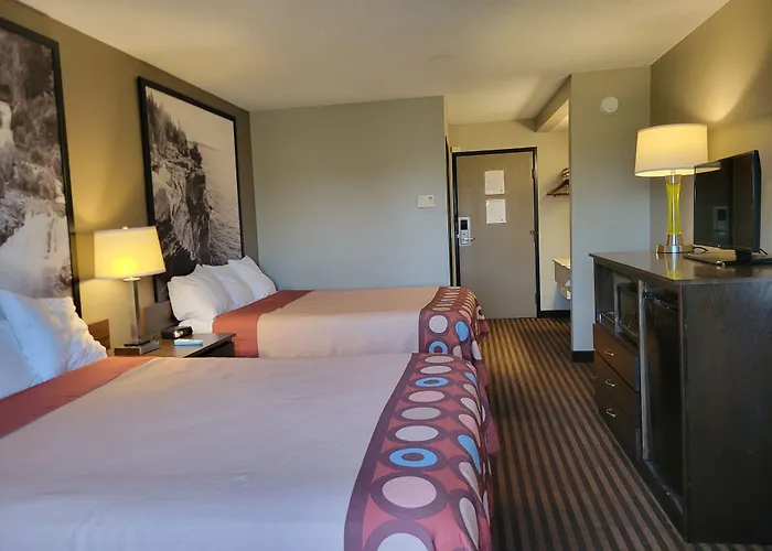 Motels in Portage