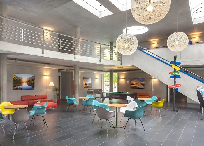 Hostels in Lausanne