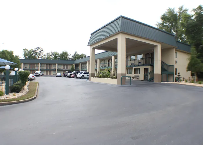 Motels in Quincy