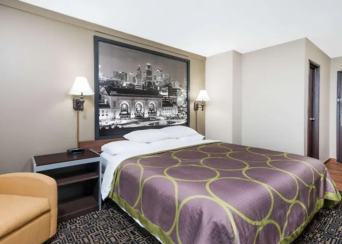 Motels in Warrensburg