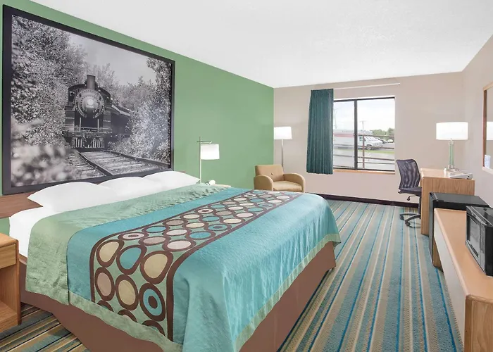 Cheap Hotels in Beaver Dam