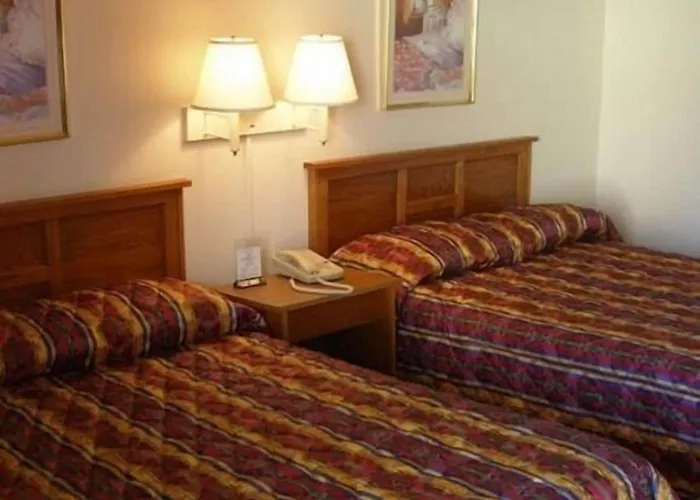 Motels in Middleburg