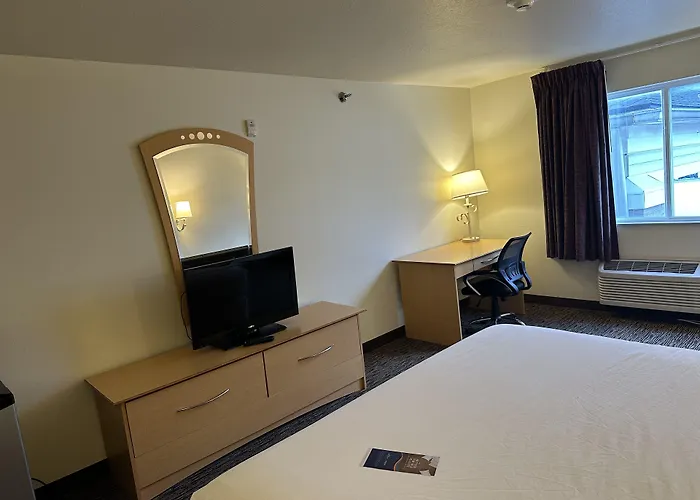 Cheap Hotels in Lawrenceburg