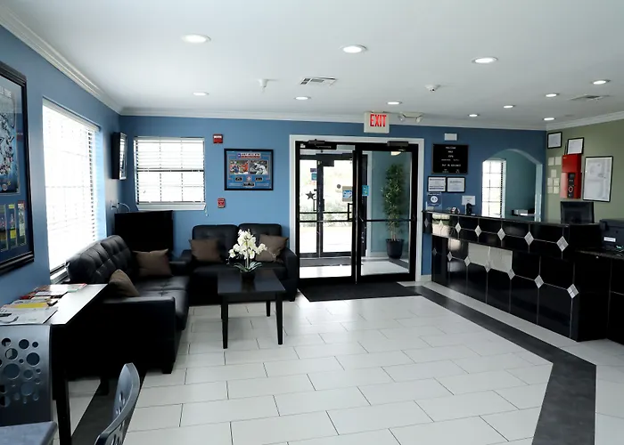 Motels in Cedar Hill