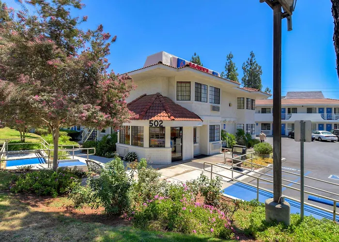 Cheap Hotels in San Dimas