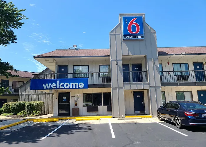 Cheap Hotels in Laurel