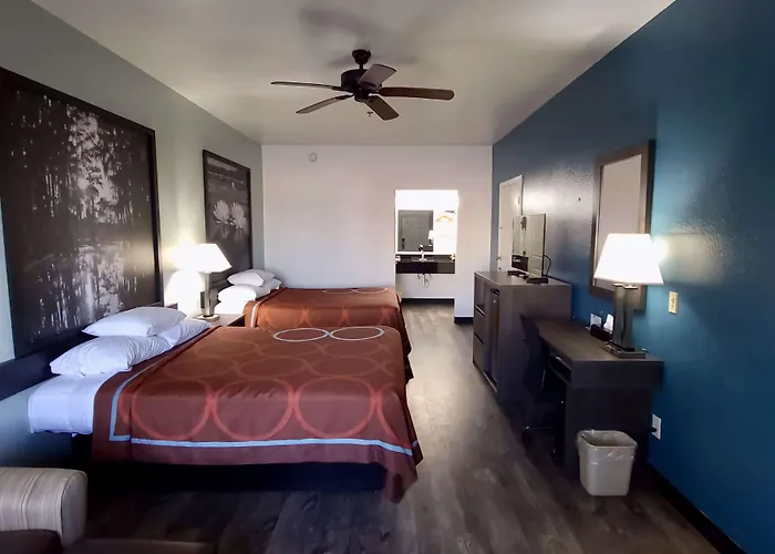Cheap Hotels in Forney