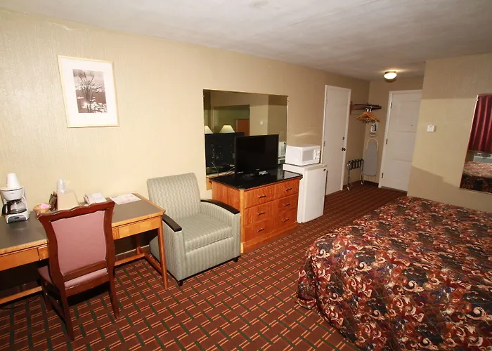 Motels in New Hartford