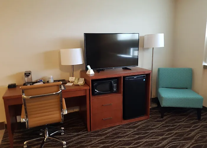 Cheap Hotels in Oshawa