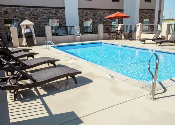 Cheap Hotels in Hartwell