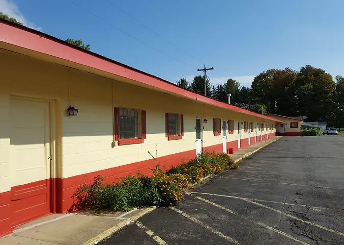 Motels in Wellsville
